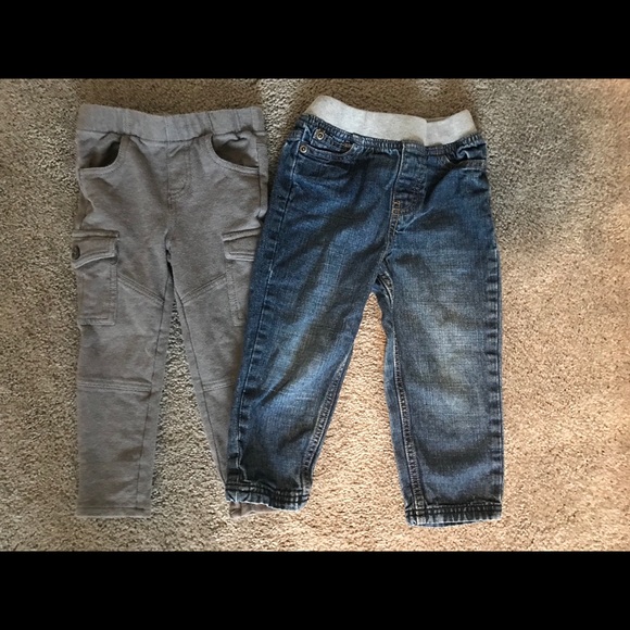 Lot 2 pairs boys pants - Picture 1 of 3